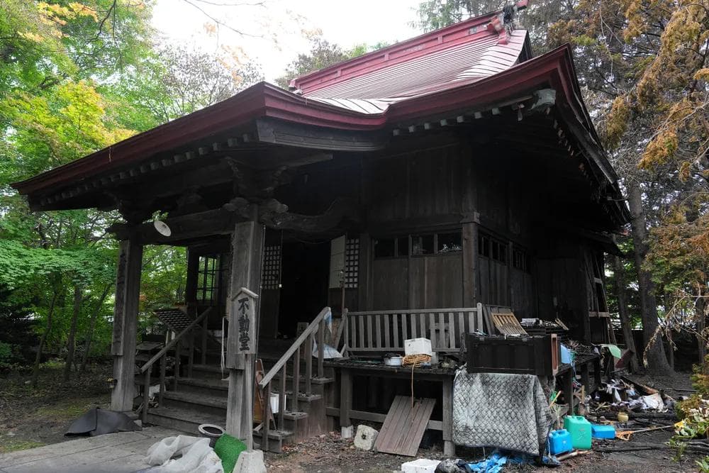 2026年6月13日、火災後の成田山松光寺